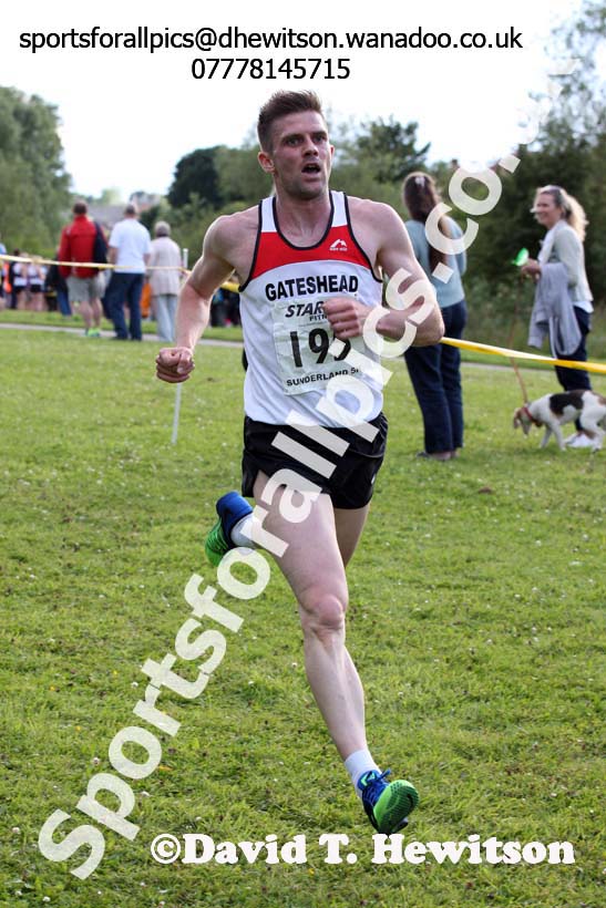 Senior mens Sunderland 5k Road Race. Photo: David T. Hewitson/Sports for All Pics